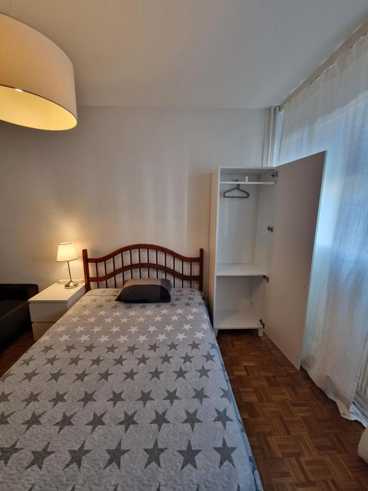 Room In Shared Apartment Genewa Zewnętrze zdjęcie